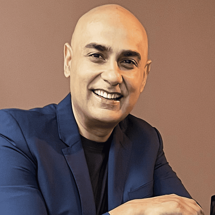 アヌパム・パウジャ