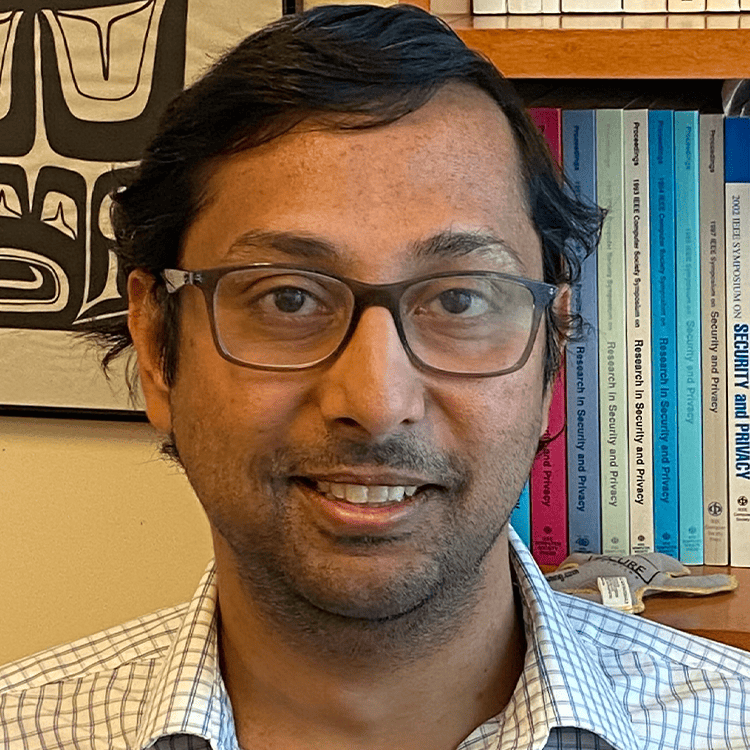 ガナナンド・キニ